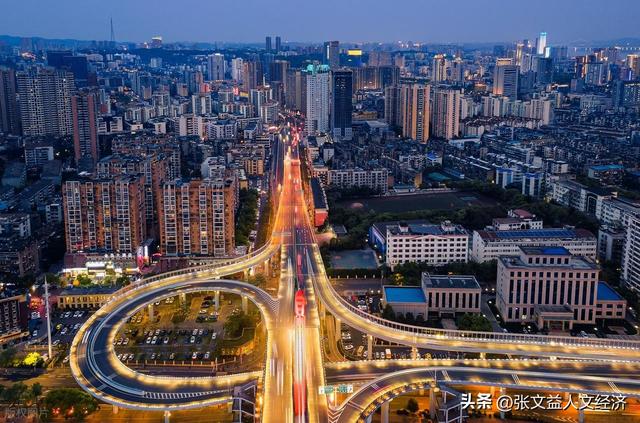 百年难修宜万铁路：每公里造价超青藏 2 倍，桥隧密布的奇迹