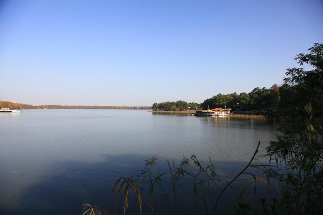 深秋东湖：江城文脉里的层林尽染