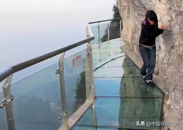 世界上最惊险的10个地方，中国竟然有3个！