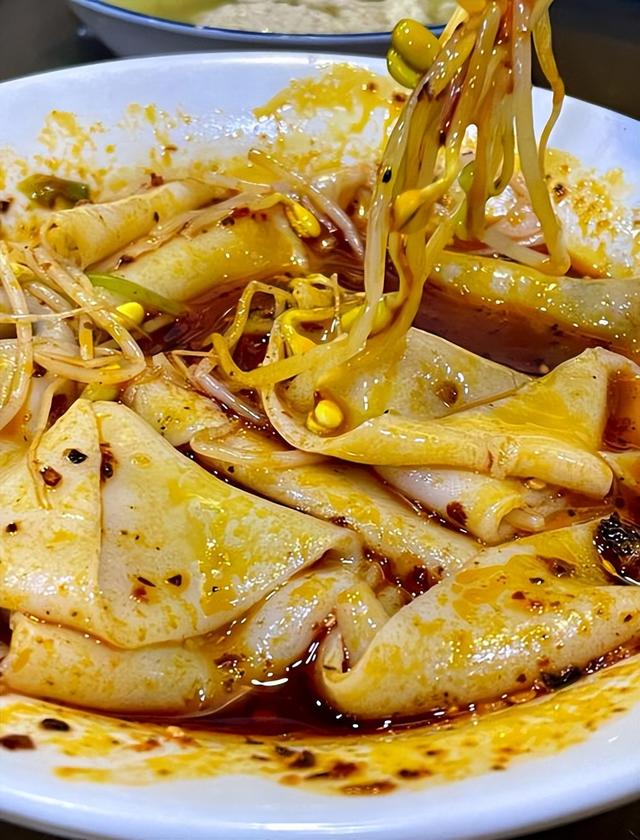 铜川人去了趟安康和汉中，实话实说：这俩陕南城市差异真不小