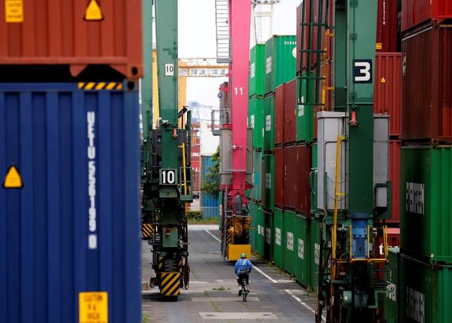 中美日上半年外贸额差距：美国3.7万亿，日本0.72万亿，中国呢？