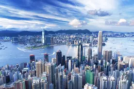 “国际资本用钱投票”图片