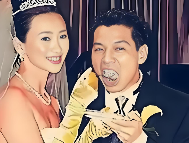 她出身清华大学，因拍三级片与父母决裂，如今再不让女儿进娱乐圈