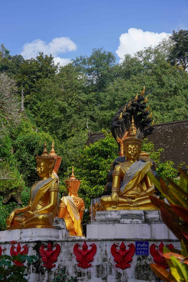 泰国清迈小众景点，清道岩洞，泰北最“野”的溶洞秘境