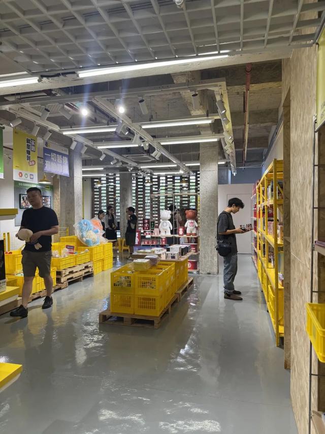 闲鱼在深圳线下开实体店了？对，是真的！