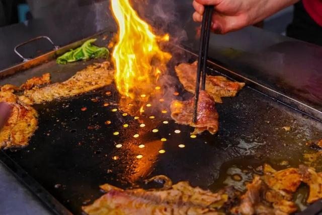 手头的事放一放，我要去雅安过五一了