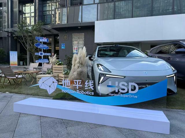 十大信号预示车市巨变！2025年，这些变化正在淘汰旧时代