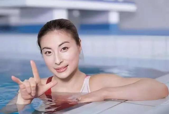 官宣退役不到1个月，张家齐接受采访，句句不提却字字都是全红婵