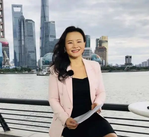 被逮捕的三位央视主持人，个个都沦落到阶下囚，最严重的出卖国家