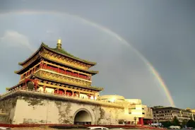 此刻，抬头看！西安双彩虹！图片