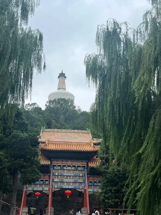 国庆游北京：初见北海：桨声里的歌与塔