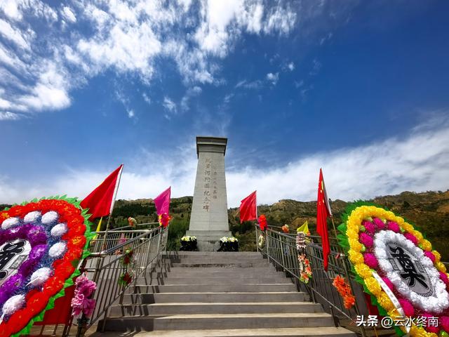 这个清明，我到山西，给这些陕西楞娃上了三炷香