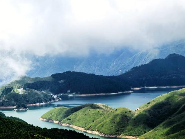 桂林：欢聚在天湖国家湿地公园！