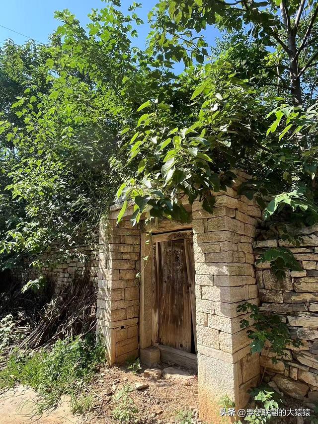 肥城一日游之最后一站：始建于唐代的空杏寺和空杏寺村