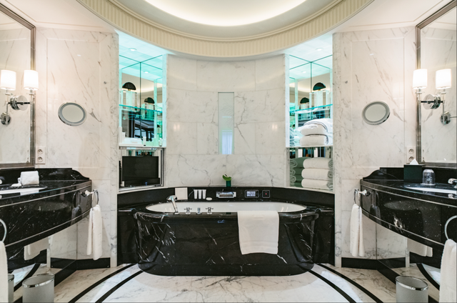 超越五星的极致奢华，我住到了