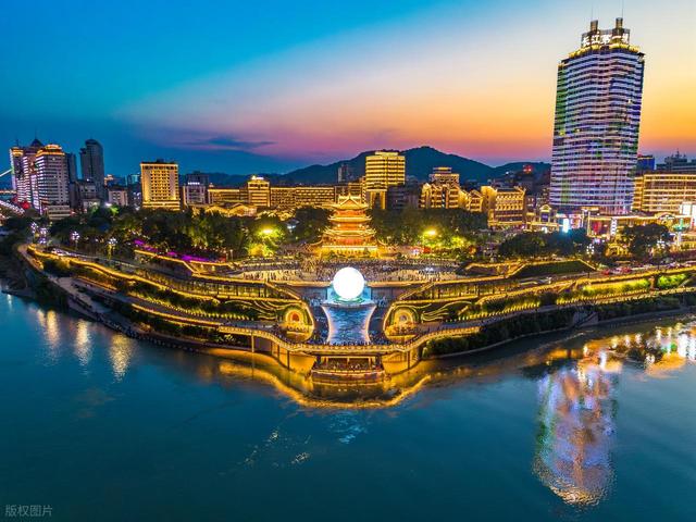 四川未来吃香的城市，不是达州、泸州，或将成下一个“成都”