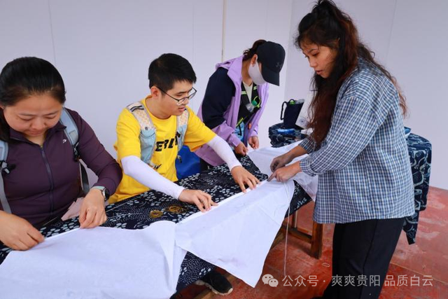 【爽游白云】“爱在白云·乡遇友你·缘定石龙”徒步活动圆满落幕，五百余名爱好者共赴石龙秋日之约