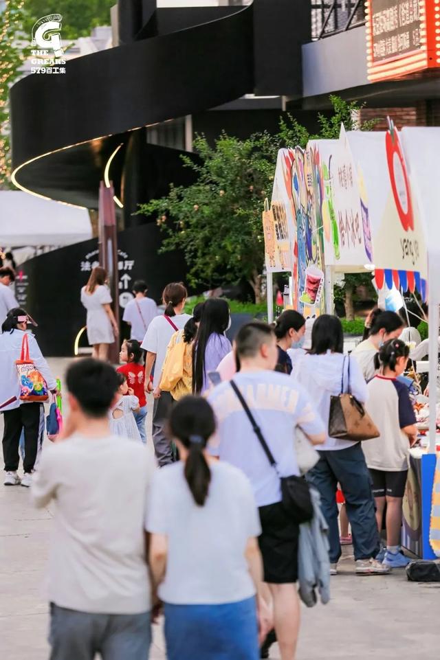 济南玩水新地标！1000㎡水上乐园开园，让音乐美食和泳池陪你度过夏日时光！