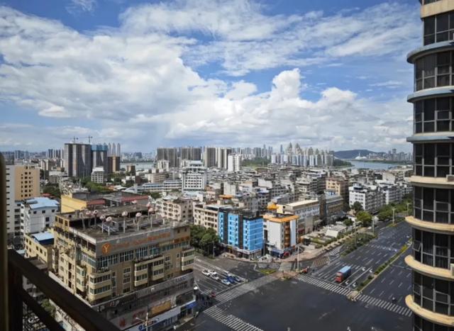 北有青秀山，南有五象岭，如今这里的变化太大了！