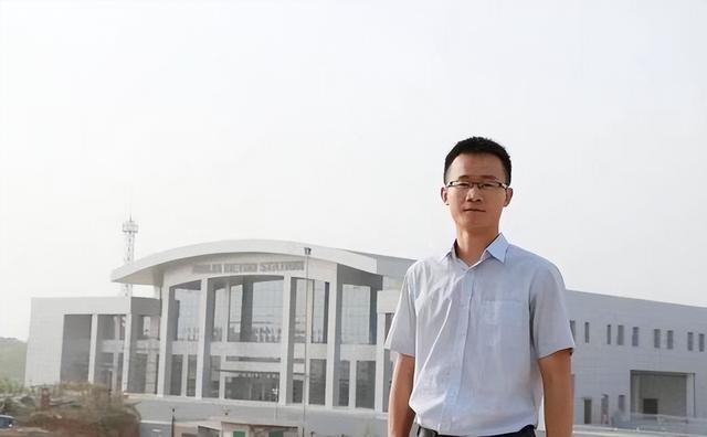 河南小伙在非洲14年，这里一夫多妻，男人只用玩，女人干活地位低