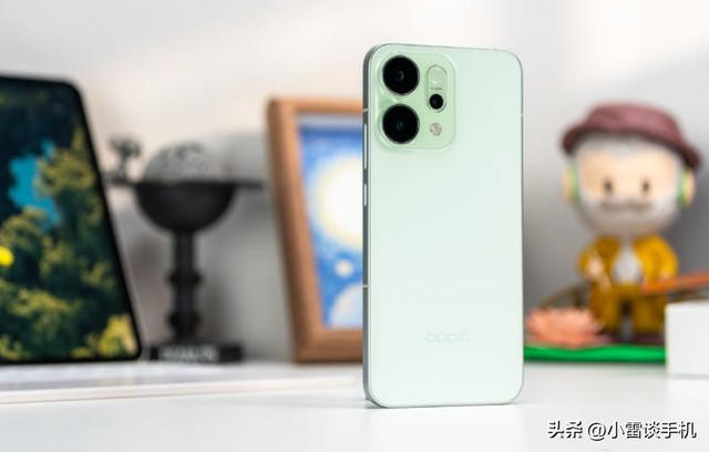 OPPO Reno14：标准版听人劝，Pro版没咋变
