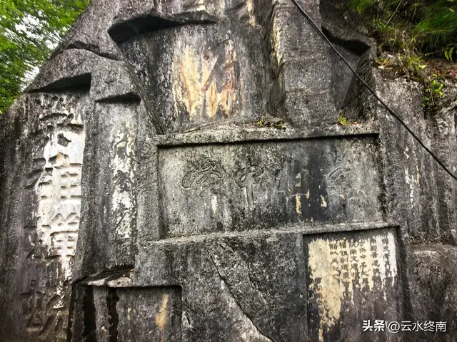 蜀道上的大人物，没有一个不来这里拜谒，但我是个看热闹打酱油的