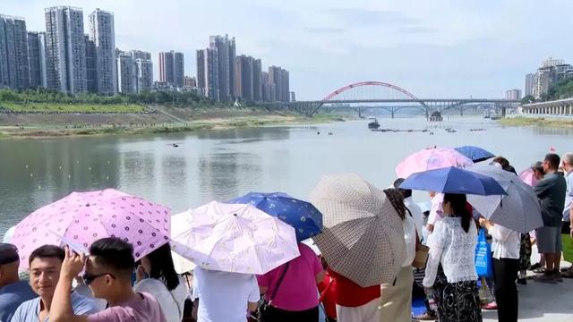 系列报道：福美之地·好客渠县 | 跟着节日游渠县沉浸热闹氛围