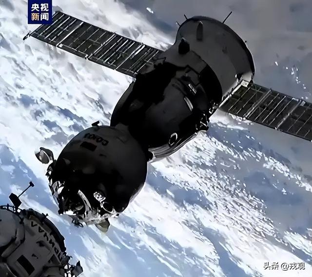 俄飞船两次遭碎片撞，还疑被美宇航员钻孔，咋救援？