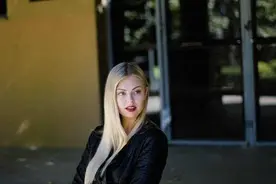 心理学：哪怕是亲人，只要符合三特征，证明他极度自私图片