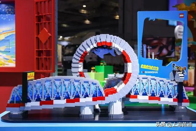 南京路“惊现”迷你上海乐高乐园！进博乐高“玩乐之城”亮相啦