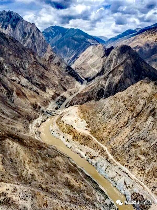 昌都•洛隆，西藏东北部的“南谷”，平均海拔3700米