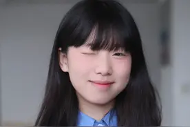 郑州听障女孩“走红”：因为收到过温暖，所以做视频分享快乐图片