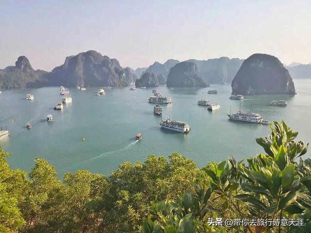 越南下龙湾，海上桂林风光