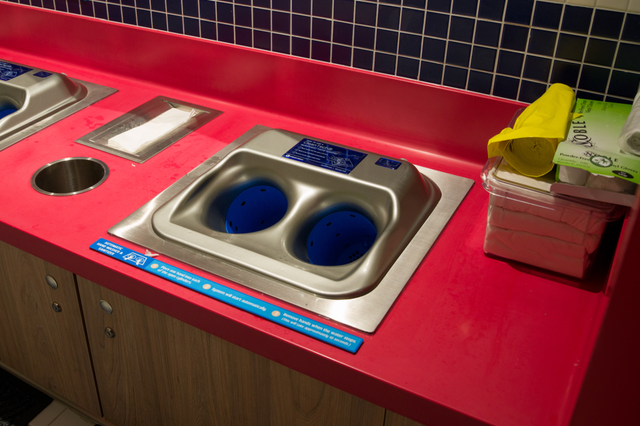 首发！等了一年多终于启航，我坐上了全世界“最快乐”的船