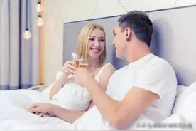 中年男人心声揭秘：为何与妻子沉默寡言？100位男士道出真相，图片