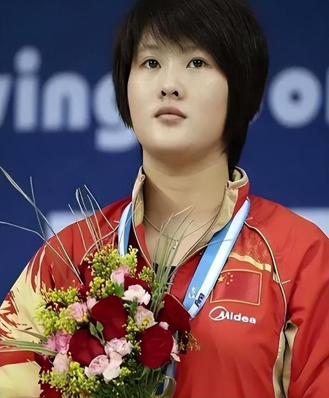 杨旭文坦白和陈若琳真实关系，担心的事发生，8年前闹剧就开始了