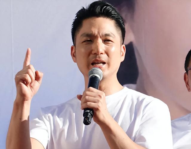 两岸再突发重大事情，蒋万安还没坐飞机来陆，国台办发出一个警告