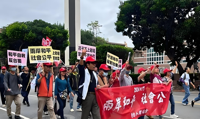 登机赴京前	，郑丽文公布人事名单，朱立伦回应特殊，不准打破惯例