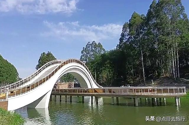 成都超级冷门公园，被称为“小西湖”，不要门票，地铁公交直达！