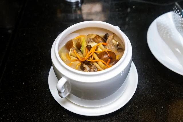 全网征集10名“吃货达人”,饕餮游带你吃遍厦门酒店环球美食!