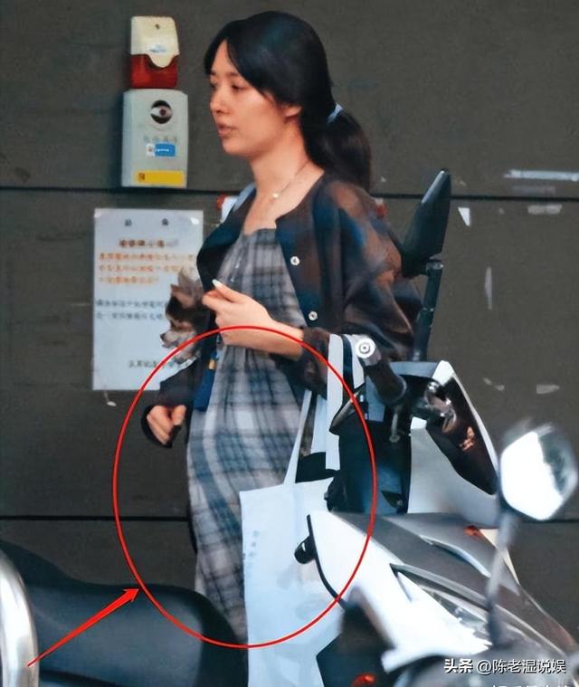 里子面子全丢了！被爆出轨闷不吭声的向佐，没给郭碧婷留一丝体面