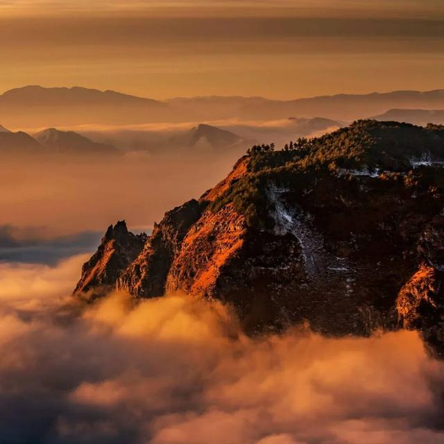 昭通行记：在乌蒙山脉探访奇山异水