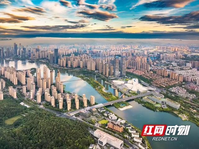 湘江遇见塞纳河，文明悄然破壁