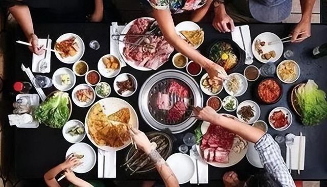 中国将迎来前所未有的死亡高峰，专家得出答案：主要3个因素导致