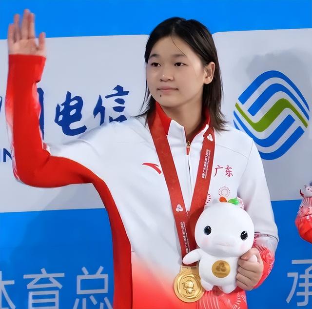 夺冠还不到4天，评论区出现恶心一幕，人民日报发文力挺全红婵