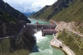 我国的察隅河，每年615亿立方淡水流入印度，却为何不断流自用呢图片