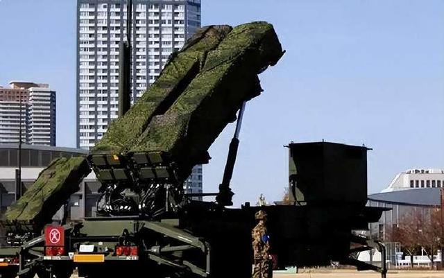 禁令生效，中方对日称呼已变	，日本右翼调转枪口，对准高市早苗