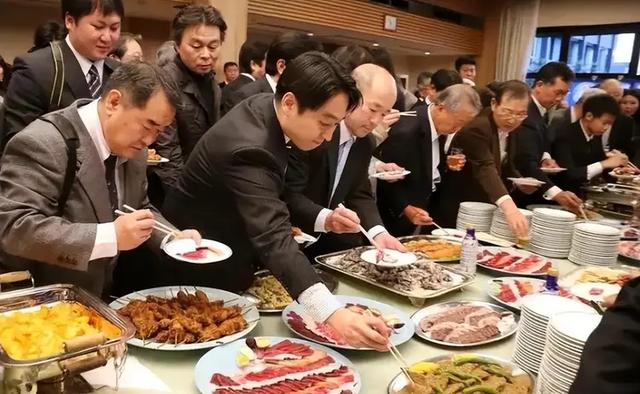 2024年，中美日平均寿命差距：日本84岁、美国79岁，中国令人意外