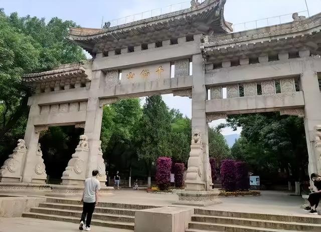 秋天的千佛山