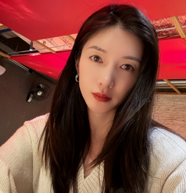 与富商海外产子真相大白6个月，江疏影近照曝光，王传君说对了